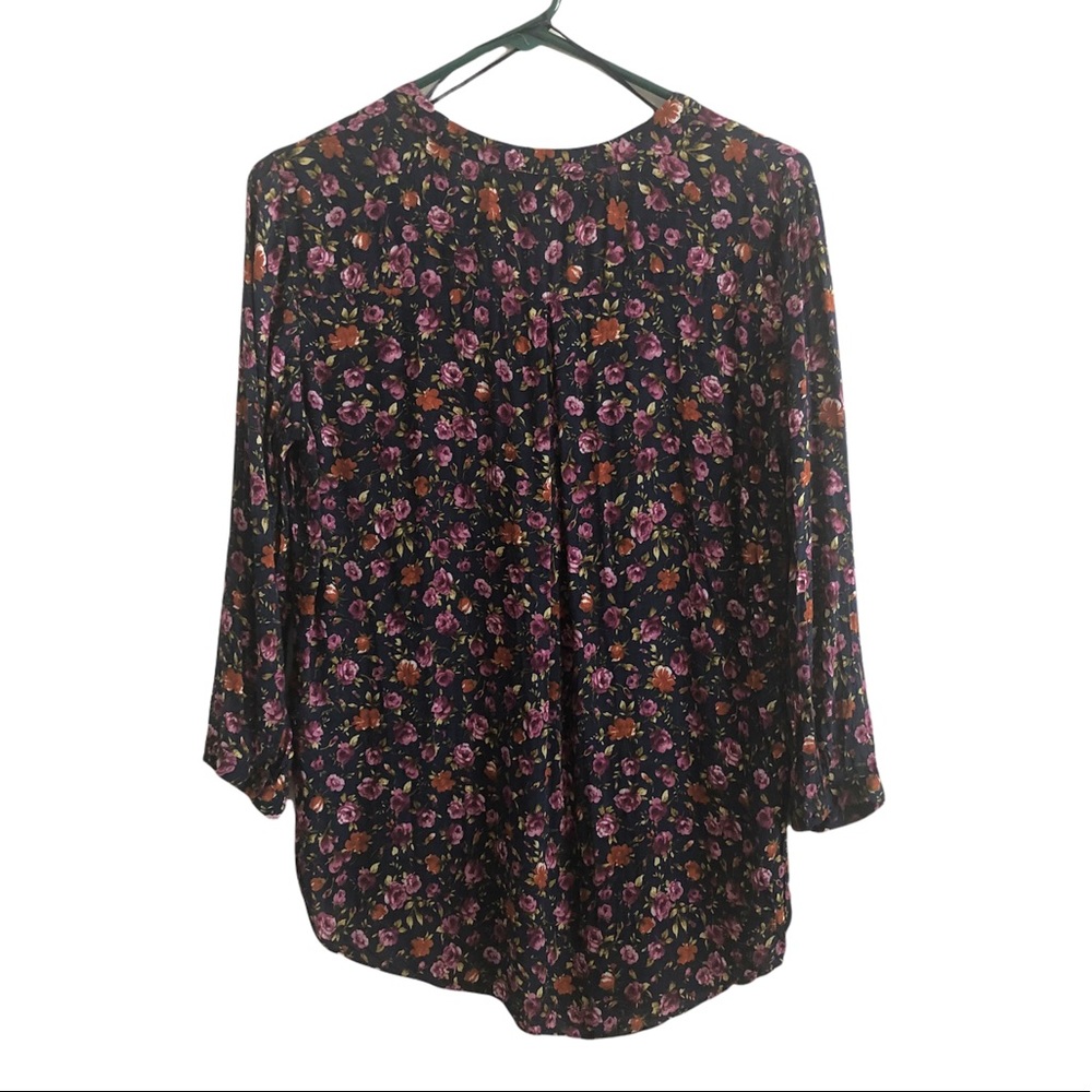 Zara Basic Floral Blouse Size Large - image 4